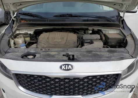 2016 Kia Sedona Lx z USA, uszkodzony, nr VIN KNDMB5C17G6131138